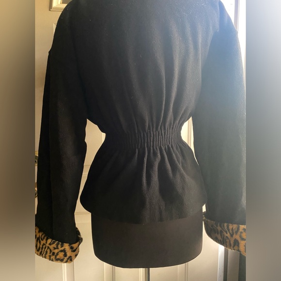 Vintage 90s Braetan leopard print black wool fitted tie waist coat, size large - Picture 14 of 15